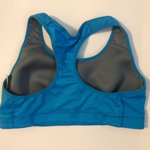 NIKE small sports bra